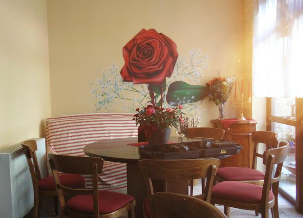 וויימר Gasthaus & Pension "Zur Rose" מראה חיצוני תמונה